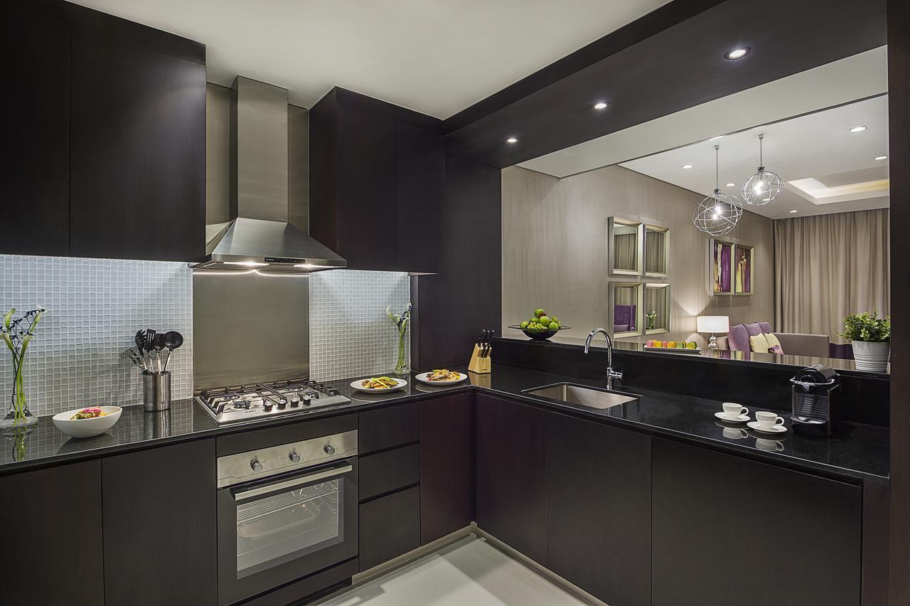 Three Bedroom Suite Private Balcony City Skyline View